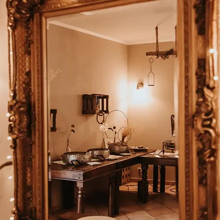 Kleine Residenz Am Schloss 美因河畔的霍赫海姆